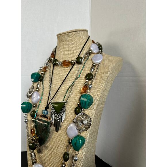 Shades of Green and Turqouise Vintage to Modern Costume Jewelry - Picture 9 of 16